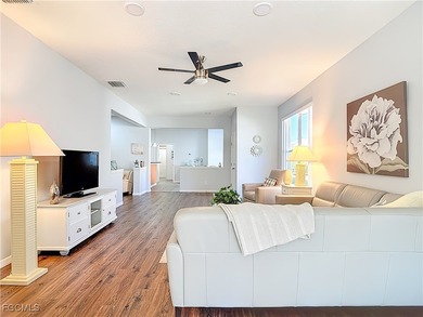 This sunny END UNIT attached villa in HERONS GLEN COUNTRY CLUB's on Herons Glen Golf and Country Club in Florida - for sale on GolfHomes.com, golf home, golf lot