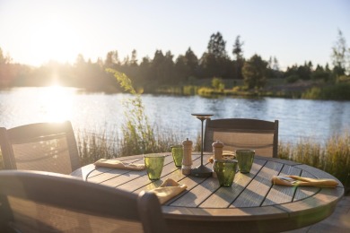 Special incentive - Developer will pay Buyer's HOA dues until on Sunriver Caldera Springs Golf Course in Oregon - for sale on GolfHomes.com, golf home, golf lot