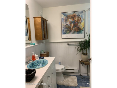 Location!! Beautifully updated Regency model within walking on Greenbriar Woodlands in New Jersey - for sale on GolfHomes.com, golf home, golf lot