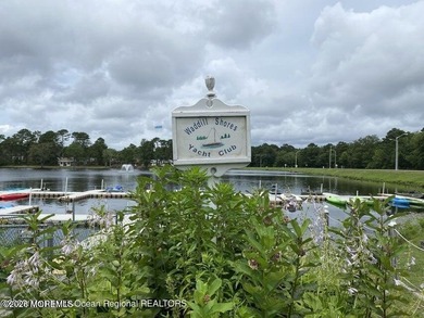 Location!! Beautifully updated Regency model within walking on Greenbriar Woodlands in New Jersey - for sale on GolfHomes.com, golf home, golf lot