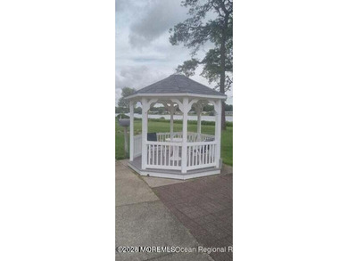 Location!! Beautifully updated Regency model within walking on Greenbriar Woodlands in New Jersey - for sale on GolfHomes.com, golf home, golf lot