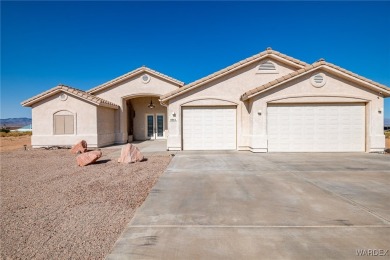 Schedule a showing with your agent before its gone**all kitchen on Valle Vista Golf Course in Arizona - for sale on GolfHomes.com, golf home, golf lot