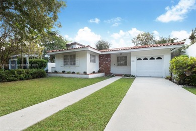 This Coral Gables residence, exceptionally located just minutes on Granada Golf Club in Florida - for sale on GolfHomes.com, golf home, golf lot