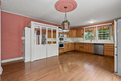 Opportunity knocks with this spacious 3,800 square foot home on Hopkinsville Golf and Country Club in Kentucky - for sale on GolfHomes.com, golf home, golf lot