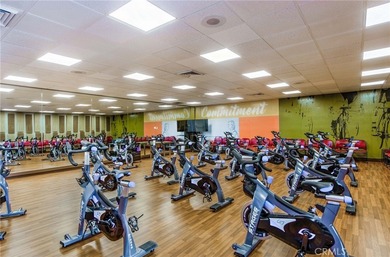 Wonderful single-level home perfectly situated on a peaceful on Leisure Village Par 3 Golf Course in California - for sale on GolfHomes.com, golf home, golf lot