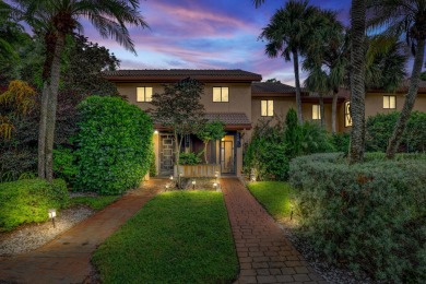 Enjoy the comfort of this charming 3-bedroom home, featuring on Fountains Golf and Country Club in Florida - for sale on GolfHomes.com, golf home, golf lot