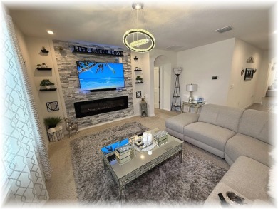 SE - DIRECTLY ON THE GOLF COURSE - WITH LOTS OF SMART HOME on Lake Diamond Golf and Country Club in Florida - for sale on GolfHomes.com, golf home, golf lot