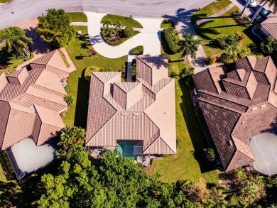 This 4-bedroom, 3-bathroom freshly painted home, in coveted on Lely Resort Golf and Country Club in Florida - for sale on GolfHomes.com, golf home, golf lot