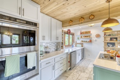 Completely updated 3 bedroom 3 bath home.  Kitchen is all new on Lakeview National Golf Course in Minnesota - for sale on GolfHomes.com, golf home, golf lot
