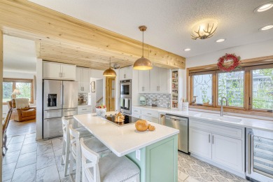Completely updated 3 bedroom 3 bath home.  Kitchen is all new on Lakeview National Golf Course in Minnesota - for sale on GolfHomes.com, golf home, golf lot