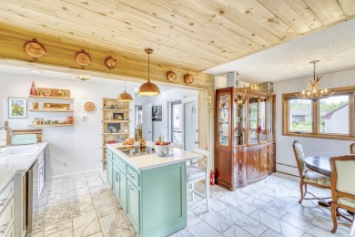 Completely updated 3 bedroom 3 bath home.  Kitchen is all new on Lakeview National Golf Course in Minnesota - for sale on GolfHomes.com, golf home, golf lot