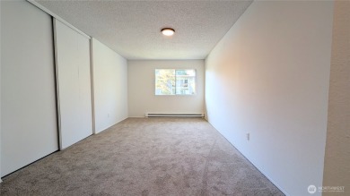 The only 2B2B  Move-In Ready Condo Under 200k in Seattle on Rainier Golf and Country Club in Washington - for sale on GolfHomes.com, golf home, golf lot
