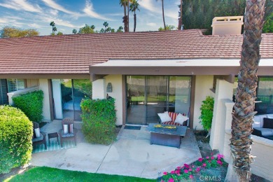 Welcome to The Lakes Country Club! This 2 bedroom, 2 bathroom on The Lakes Country Club in California - for sale on GolfHomes.com, golf home, golf lot