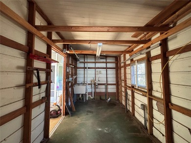 ALL OFFERS CONSIDERED!
3-bedroom, 2-bath home in the on Zellwood Station Country Club in Florida - for sale on GolfHomes.com, golf home, golf lot