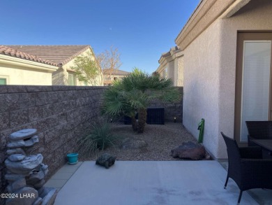 Least expensive 3 bd/2 ba home with a 2 car garage on the island on Havasu Island Golf Course in Arizona - for sale on GolfHomes.com, golf home, golf lot