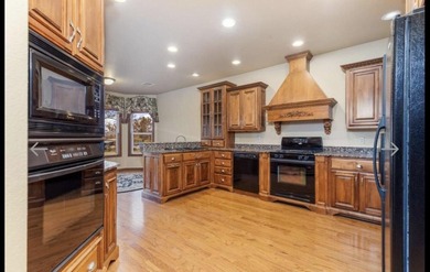 WATERFRONT PATRICIA ISLAND ESTATES & GOLF COURSE 3Bed/4Ba CUSTOM on Patricia Island Golf Club in Oklahoma - for sale on GolfHomes.com, golf home, golf lot