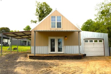 Gorgeous LAKE VIEW! Recently built 1br-1ba-1cpt-1 car garage on on Tawakoni Golf Course in Texas - for sale on GolfHomes.com, golf home, golf lot