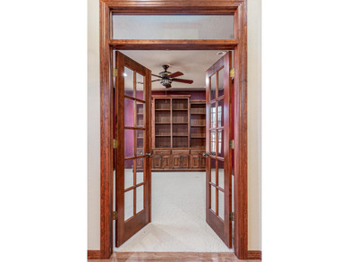 WATERFRONT PATRICIA ISLAND ESTATES & GOLF COURSE 3Bed/4Ba CUSTOM on Patricia Island Golf Club in Oklahoma - for sale on GolfHomes.com, golf home, golf lot