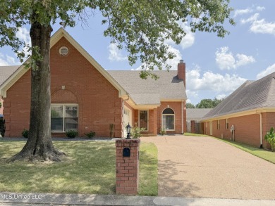 This adorable home is located in the beautiful neighborhood of on Wedgewood Golfers Club in Mississippi - for sale on GolfHomes.com, golf home, golf lot