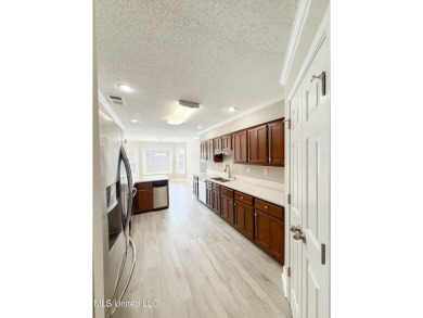 This adorable home is located in the beautiful neighborhood of on Wedgewood Golfers Club in Mississippi - for sale on GolfHomes.com, golf home, golf lot