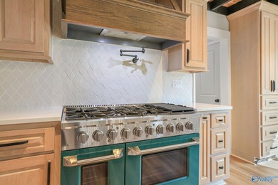 Burningtree Country Club golf course home with stunning on Burningtree Country Club in Alabama - for sale on GolfHomes.com, golf home, golf lot