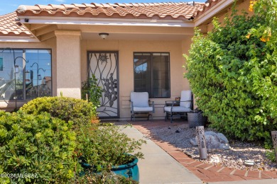 Charming 3 bedroom +den cul-de-sac home in a quiet on Omni Tucson National Golf Resort and Spa - Sonoran in Arizona - for sale on GolfHomes.com, golf home, golf lot