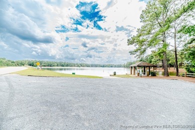 Welcome home to Seven Lakes North! This meticulously maintained on Seven Lakes Country Club in North Carolina - for sale on GolfHomes.com, golf home, golf lot