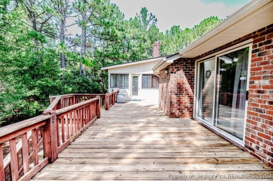 Welcome home to Seven Lakes North! This meticulously maintained on Seven Lakes Country Club in North Carolina - for sale on GolfHomes.com, golf home, golf lot