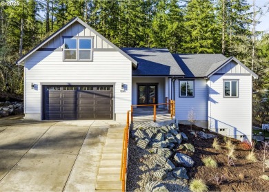 Gorgeous new construction in a quiet neighborhood of newer on Hidden Valley Golf Course in Oregon - for sale on GolfHomes.com, golf home, golf lot