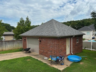 This beautiful 4bdrm 2&1/2 bath all brick home is located in the on Greystone Country Club in Arkansas - for sale on GolfHomes.com, golf home, golf lot