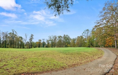 Stunning Home Located on Kings Mountain Country Club Golf Course on Kings Mountain Country Club in North Carolina - for sale on GolfHomes.com, golf home, golf lot