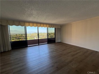 This is a popular east-facing C Unit in the Towers on the 10th on Leisure Village Par 3 Golf Course in California - for sale on GolfHomes.com, golf home, golf lot