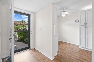 Beautiful and spacious first-floor 2 bedroom, 2 bath condo on The Golf Club of Jupiter in Florida - for sale on GolfHomes.com, golf home, golf lot