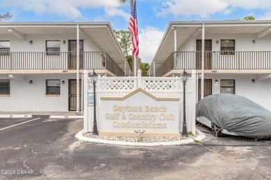 Welcome to this beautifully updated 2-bedroom, 2-bath on Daytona Beach Golf Club in Florida - for sale on GolfHomes.com, golf home, golf lot