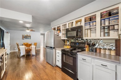 Spacious 4BR + Bonus Room in Bella Vista! This 2,600+ sq. ft on Bella Vista Country Club and Golf Course in Arkansas - for sale on GolfHomes.com, golf home, golf lot