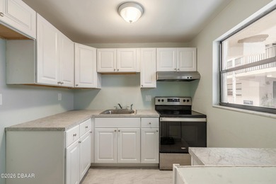 Welcome to this beautifully updated 2-bedroom, 2-bath on Daytona Beach Golf Club in Florida - for sale on GolfHomes.com, golf home, golf lot