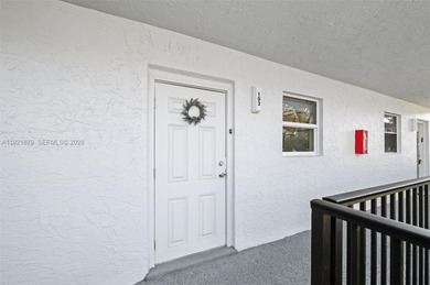 Priced to sell! Very well cared 1 bedroom, 1.5 bath condo for on The Carolina Club in Florida - for sale on GolfHomes.com, golf home, golf lot