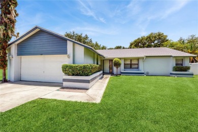 Welcome to 5130 Sun Palm Drive, located in the heart of on Isleworth Golf and Country Club in Florida - for sale on GolfHomes.com, golf home, golf lot
