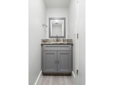 PRICED ADJUSTED TO SELL!!! Welcome Home to your perfectly on Royal Oak Golf Club in Florida - for sale on GolfHomes.com, golf home, golf lot