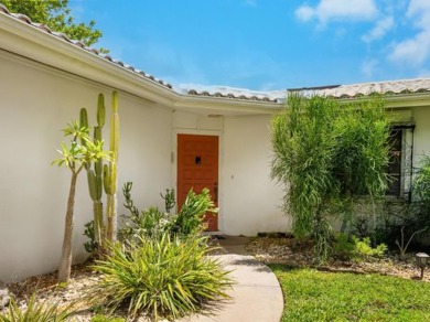 Mid-Century Gem by Ruth Richmond - 2 Bed, 2 Bath Home in on Sara Bay Country Club in Florida - for sale on GolfHomes.com, golf home, golf lot