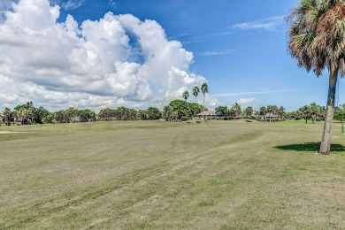 Charming and spacious 2-bedroom, 2-bathroom townhome located on Heritage Ridge Golf Club in Florida - for sale on GolfHomes.com, golf home, golf lot