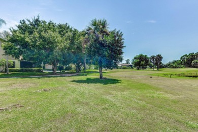 Charming and spacious 2-bedroom, 2-bathroom townhome located on Heritage Ridge Golf Club in Florida - for sale on GolfHomes.com, golf home, golf lot