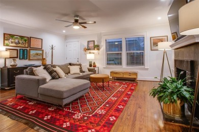 Take in breathtaking, unobstructed sunsets from this charming on Stevens Park Golf Course in Texas - for sale on GolfHomes.com, golf home, golf lot