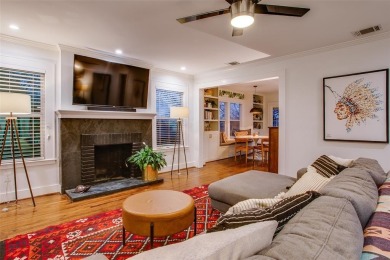 Take in breathtaking, unobstructed sunsets from this charming on Stevens Park Golf Course in Texas - for sale on GolfHomes.com, golf home, golf lot