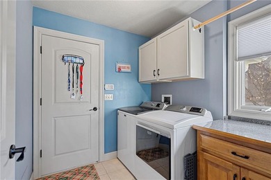 This maintenance-provided ranch villa in The Links at Cedar on Shadow Glen Golf Club in Kansas - for sale on GolfHomes.com, golf home, golf lot