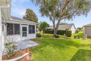 Furnished and no bond!  Welcome to this beautifully maintained 2 on Glenview Championship Golf and Country Club in Florida - for sale on GolfHomes.com, golf home, golf lot