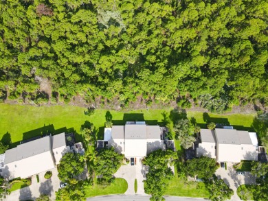 Get ready to retire in style at this fabulously updated 2 bed, 2 on Meadowood Golf and Tennis Club in Florida - for sale on GolfHomes.com, golf home, golf lot