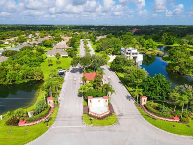 Get ready to retire in style at this fabulously updated 2 bed, 2 on Meadowood Golf and Tennis Club in Florida - for sale on GolfHomes.com, golf home, golf lot