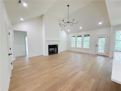 Prime Bella Vista Location -- Golf, Lake, and Recreation just on Bella Vista - Metfield Golf Complex and Country Club in Arkansas - for sale on GolfHomes.com, golf home, golf lot