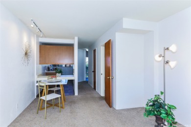Located in the heart of Aiea, welcome to this spacious 2-bedroom on Pearl Country Club in Hawaii - for sale on GolfHomes.com, golf home, golf lot